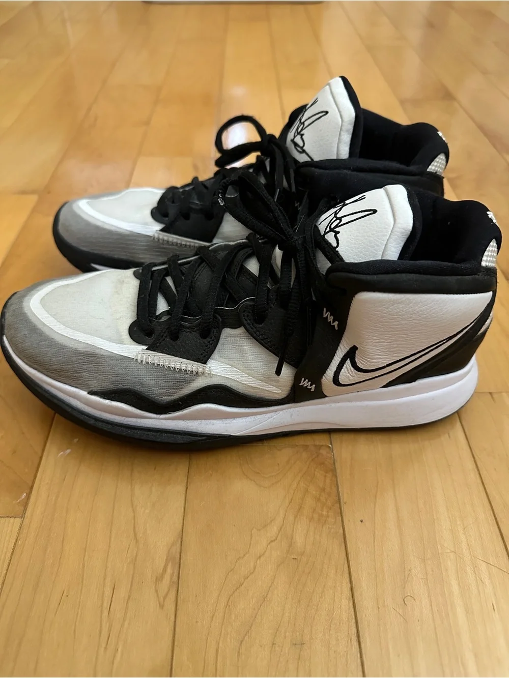 Nike Kyrie Infinity TB Black and White